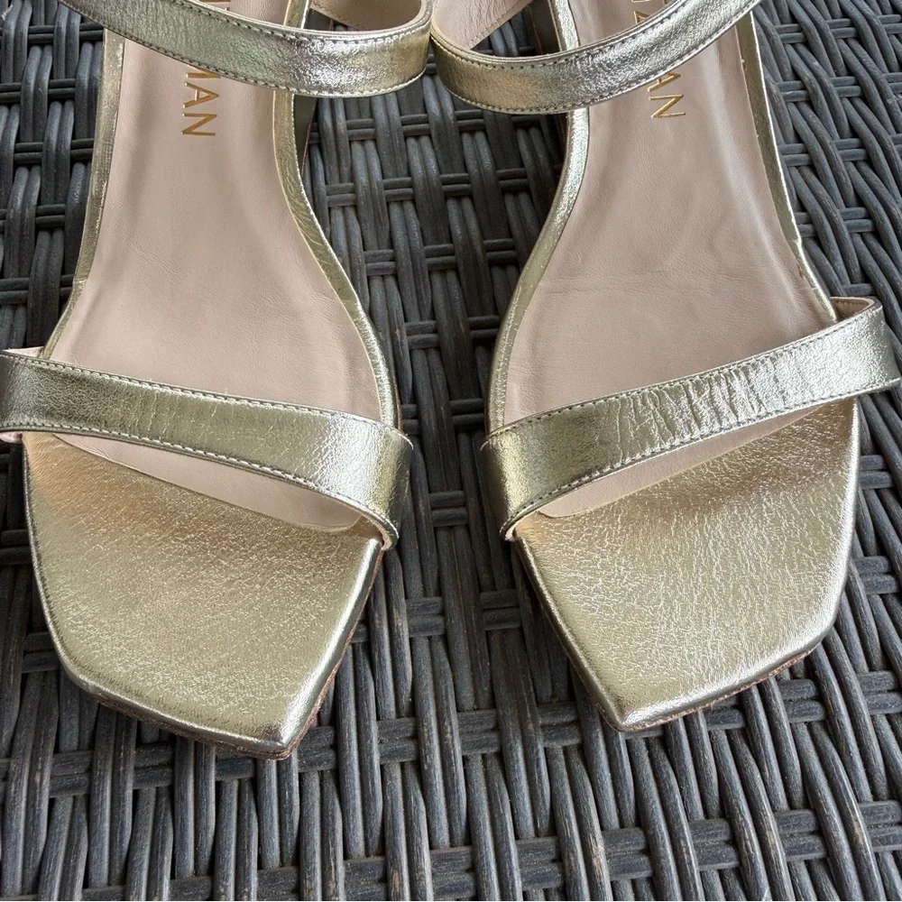 Stuart Weitzman Aleena gold, square toe wedge sandals - Picture 4 of 7